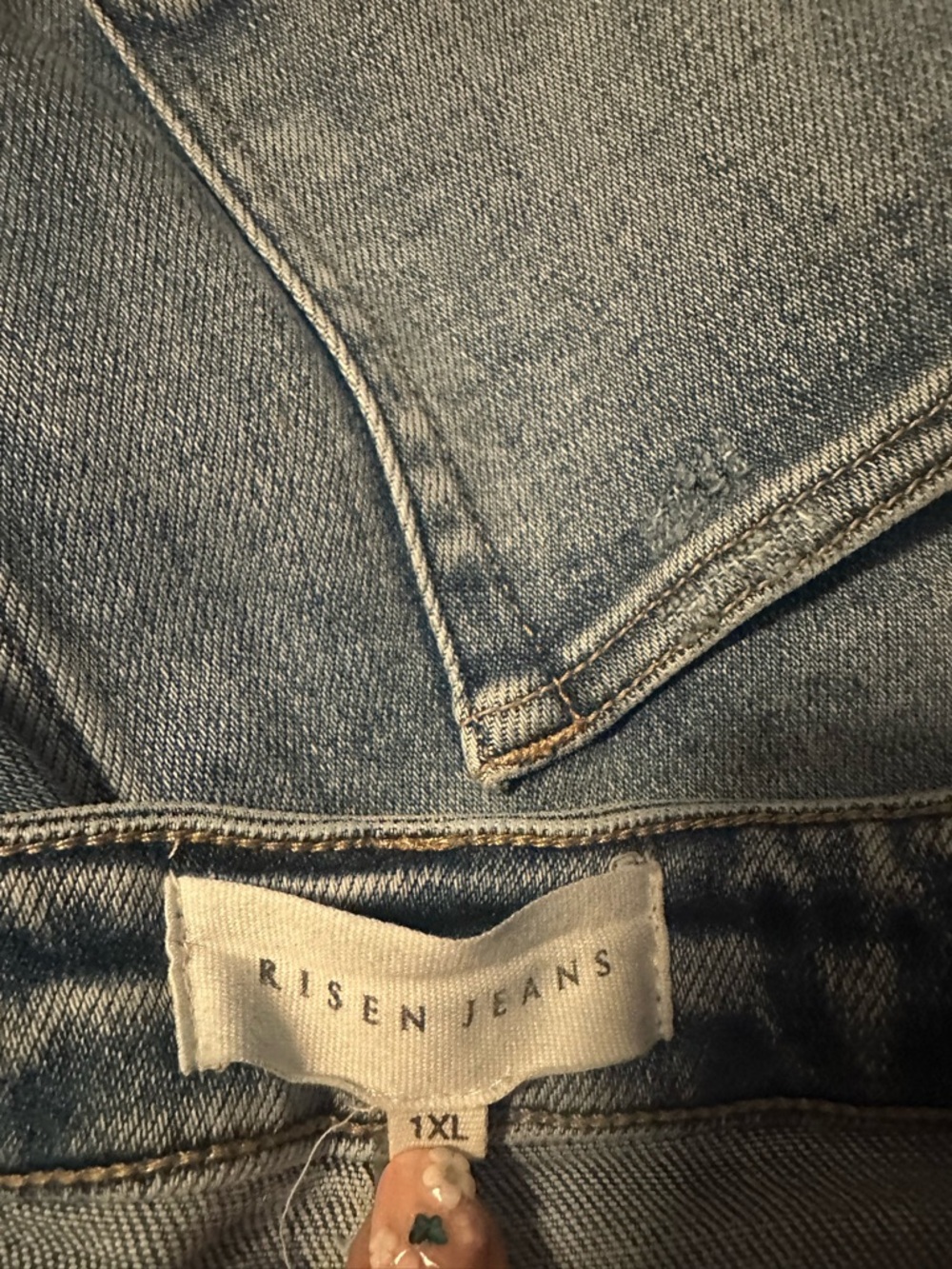 Risen Slouchy Boyfriend Shaded Hearts Jeans- 1X- like new - Picture 5 of 5